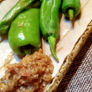 みょうが味噌で食べる☆万願寺とうがらしのグリル焼き